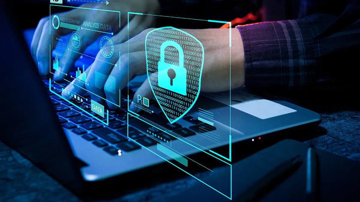 WUJUD keperluan untuk penubuhan Suruhanjaya Keselamatan Siber yang akan cakna dalam isu kebocoran data peribadi.