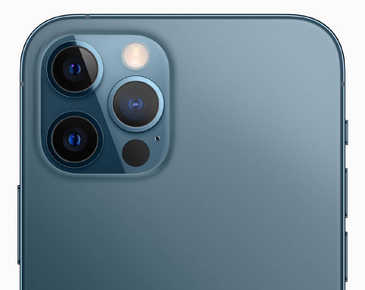 APPLE masih mengekalkan tetapan tiga lensa dan iPhone 12 Pro dan Pro Max dinaiktaraf daripada aspek binaan lensa.