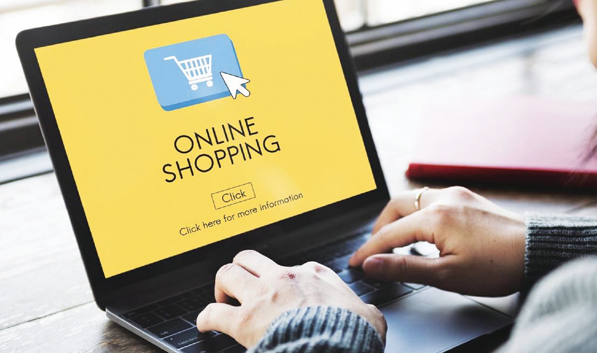 KHIDMAT layanan terbaik serta pengalaman pengguna antara faktor yang mendorong pembelian di sesebuah kedai maya.