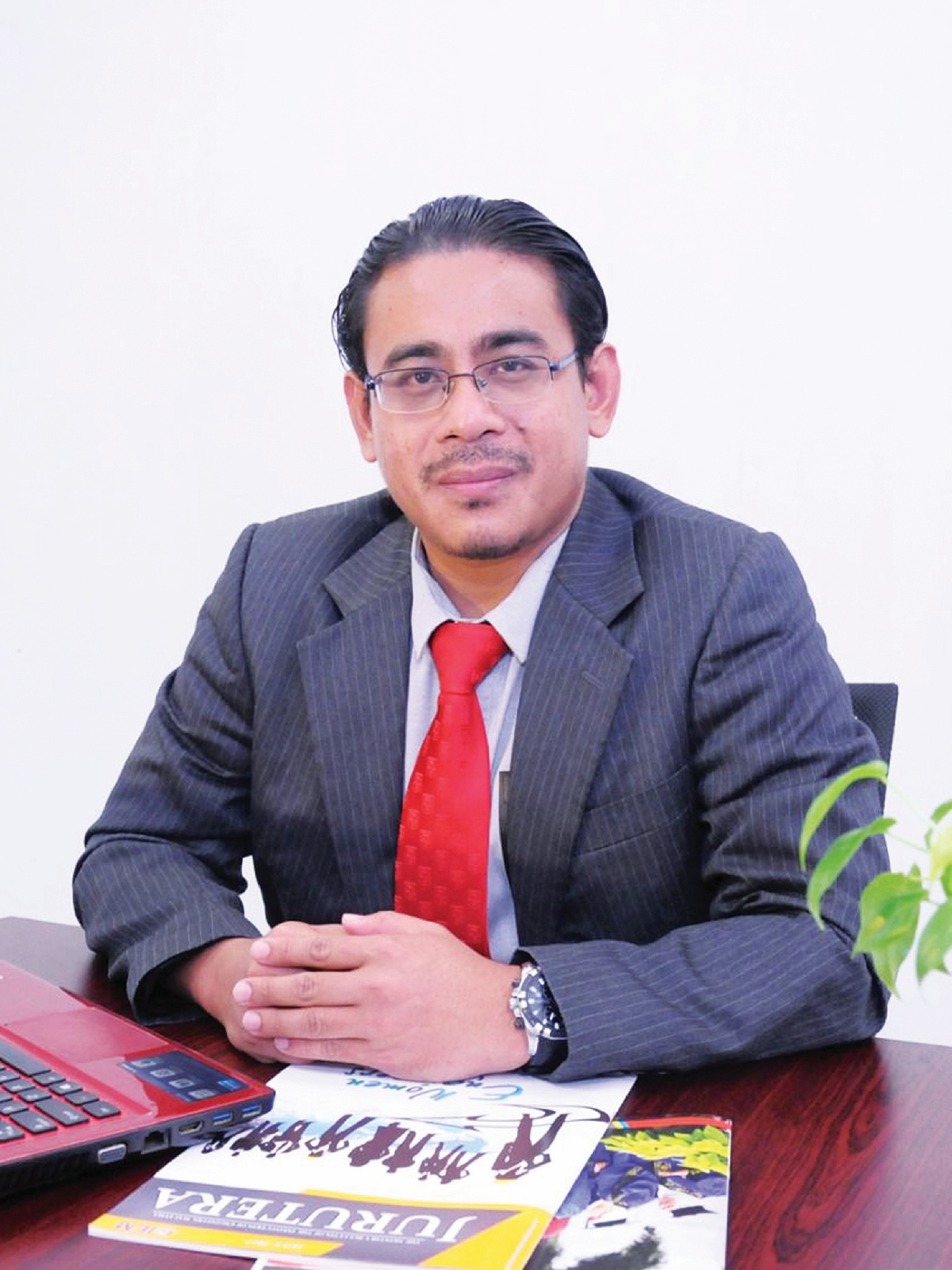DR Mohd Syuhaimi
