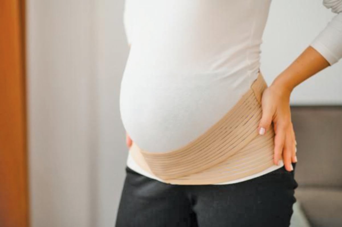 TALI pinggang khas untuk wanita hamil yang dapat membantu mengurangkan sakit belakang. 