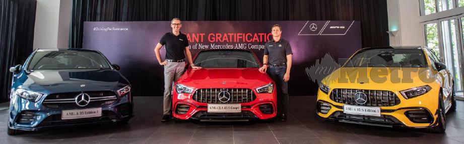 WEIDNER (kanan) bersama Naib Presiden Jualan dan Pemasaran MBM, Michael Jopp ketika melancarkan model kompak Mercedes-AMG.