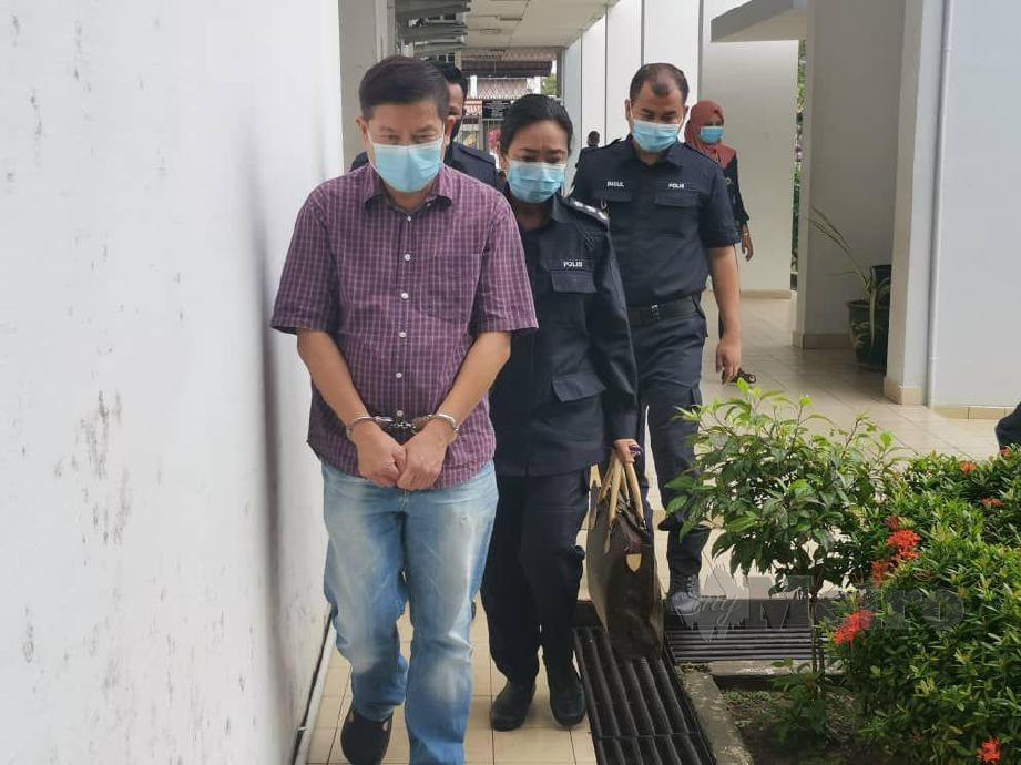  Tertuduh Fong Chee Hing, 55, didenda RM3000 oleh Mahkamah Majistret Tawau, selepas mengaku bersalah memandu dibawah pengaruh alkohol pada Ogos tahun lalu. FOTO Abdul Rahemang Taiming.