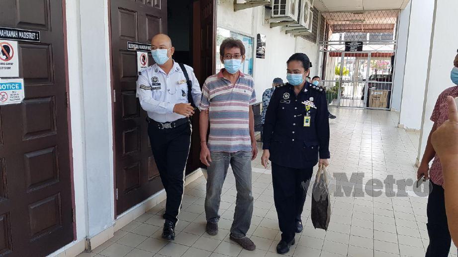 SIEN Chai dihukum penjara empat bulan dan denda RM5,500 oleh Mahkamah Majistret Tawau. FOTO Abdul Rahemang Taiming