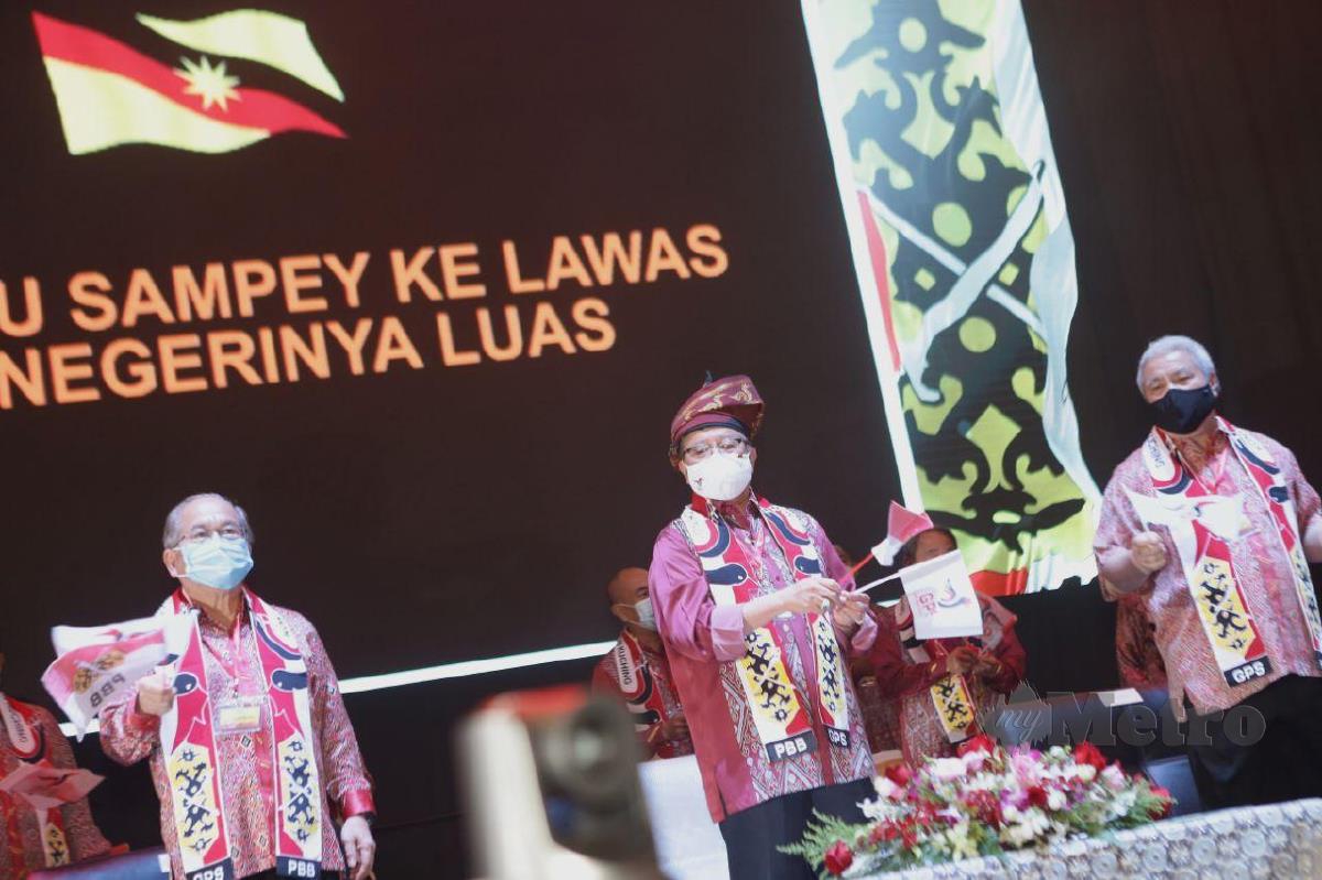 Datuk Patinggi Abang Johari Tun Openg, pada Majlis Perasmian Konvensyen Khas Parti PBB, Sarawak Zon Selatan di Borneo Convention Centre Kuching. FOTO NADIM BOKHARI