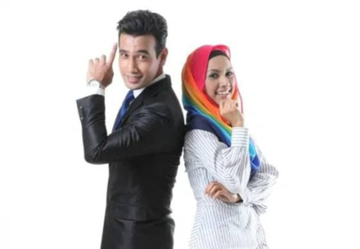 Zara dan Azlee dalam drama Love You Mr Arrogant. 