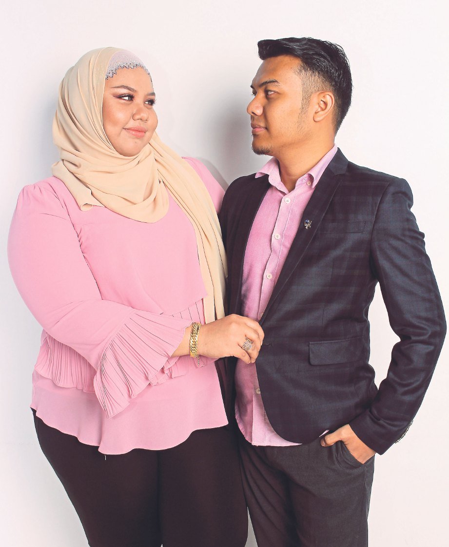 IDAYU dan suaminya, Muhammad Azim bersama-sama menguruskan The Wedding Heritage.