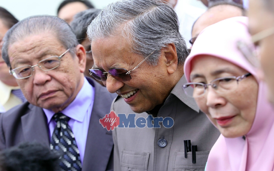 Syarat utama sekiranya Dr Mahathir berjaya menjadi Perdana Menteri sementara dan Wan Azizah sebagai timbalannya ialah membebaskan Datuk Seri Anwar Ibrahim.