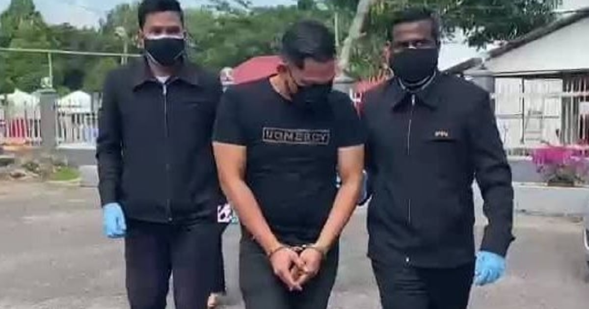 Anggota Polis Ambil Rasuah Direman