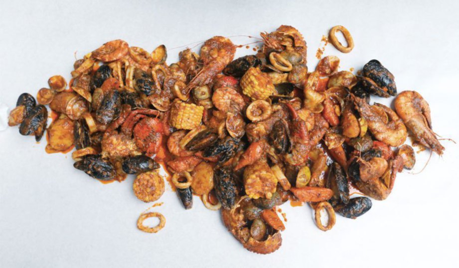 LOUISIANA Cajun, sos terbaik Just Seafood dihasilkan dengan enam herba istimewa.