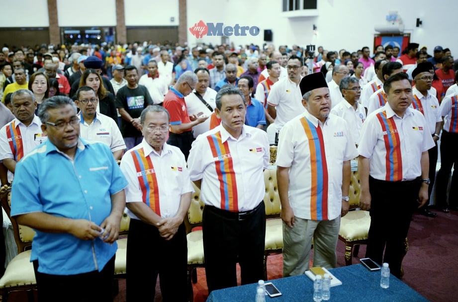 SUASANA Majlis Pengumuman Calon PRU-14 Pakatan Harapan Negeri Sembilan berikutan Parti Pribumi Bersatu Malaysia (PPBM) Negeri Sembilan gagal mengumumkan senarai nama calonnya yang akan bertanding pada Pilihan Raya Umum ke-14 (PRU-14) pada malam ini. - Foto Hazreen Mohamad