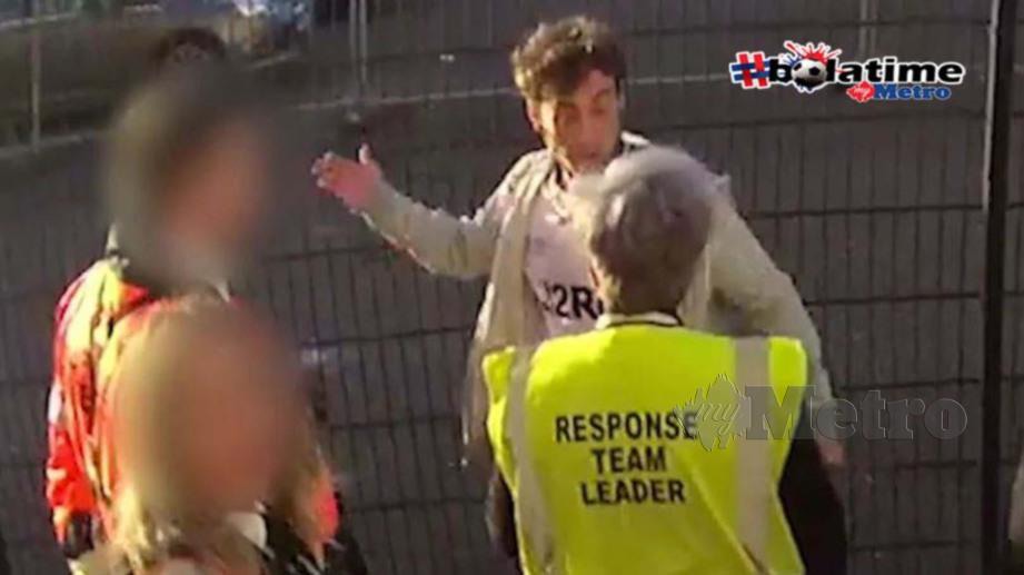Price menampar muka steward wanita di luar stadium. FOTO Crown Prosecution Service