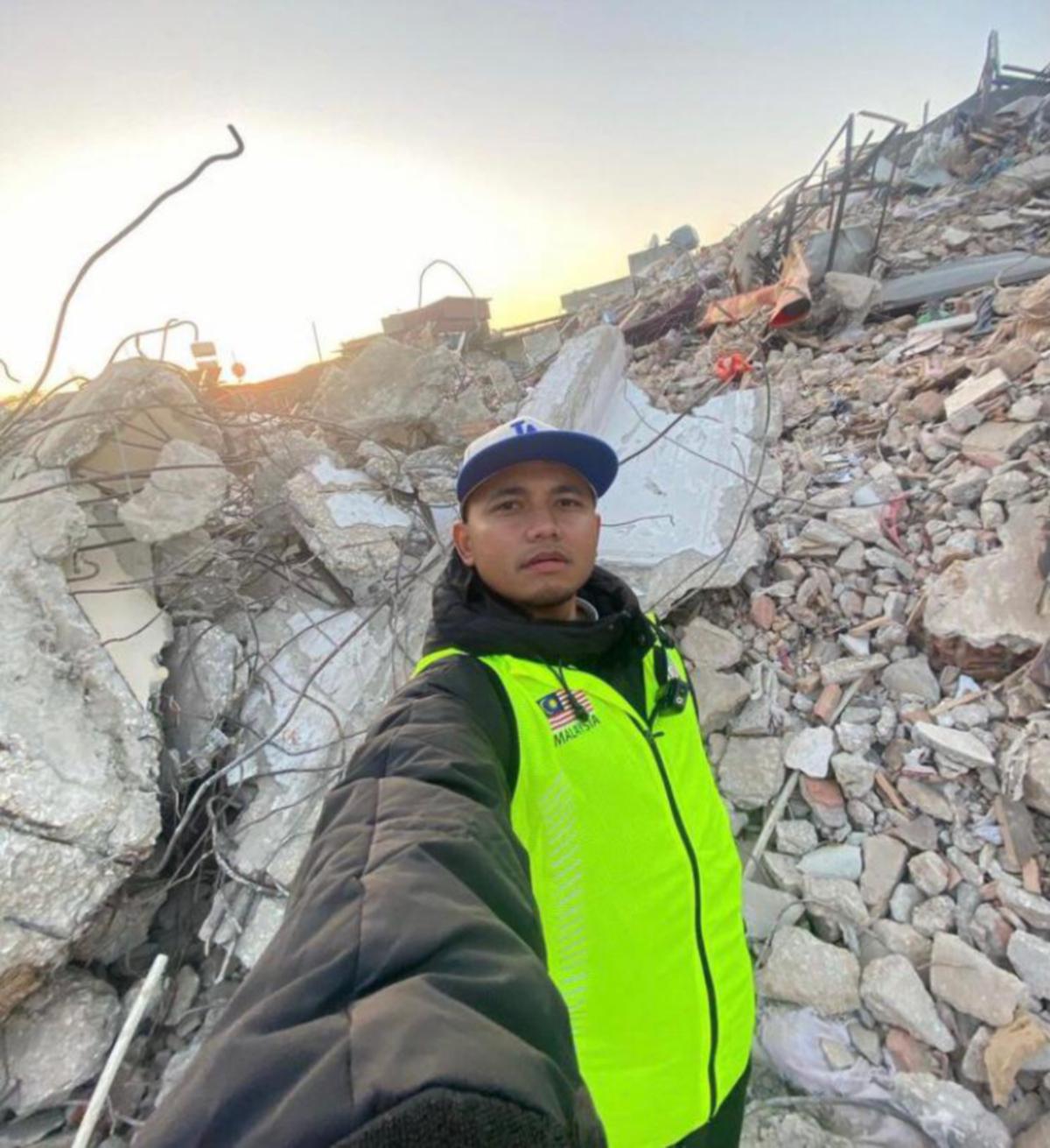 PU Amin meninjau runtuhan di Gaziantep, Turkiye