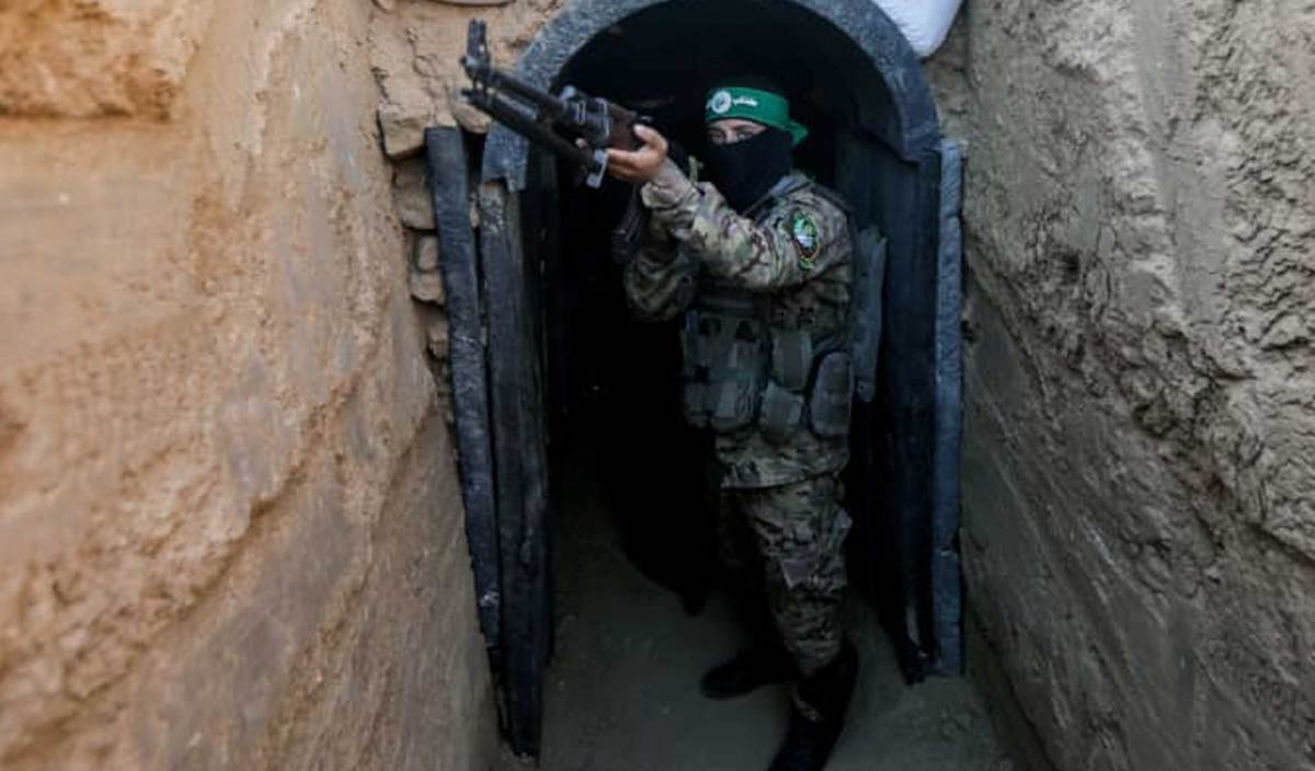 TEROWONG digunakan tentera Briged Al-Qassam bagi menyerang dan mematahkan serangan tentera darat Israel.