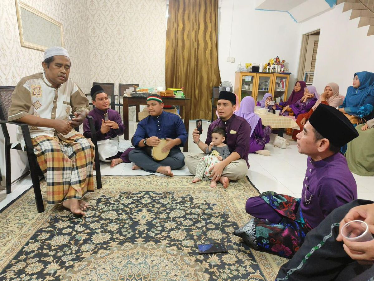 Sebahagian anggota Rabbani menziarah Nazrul
