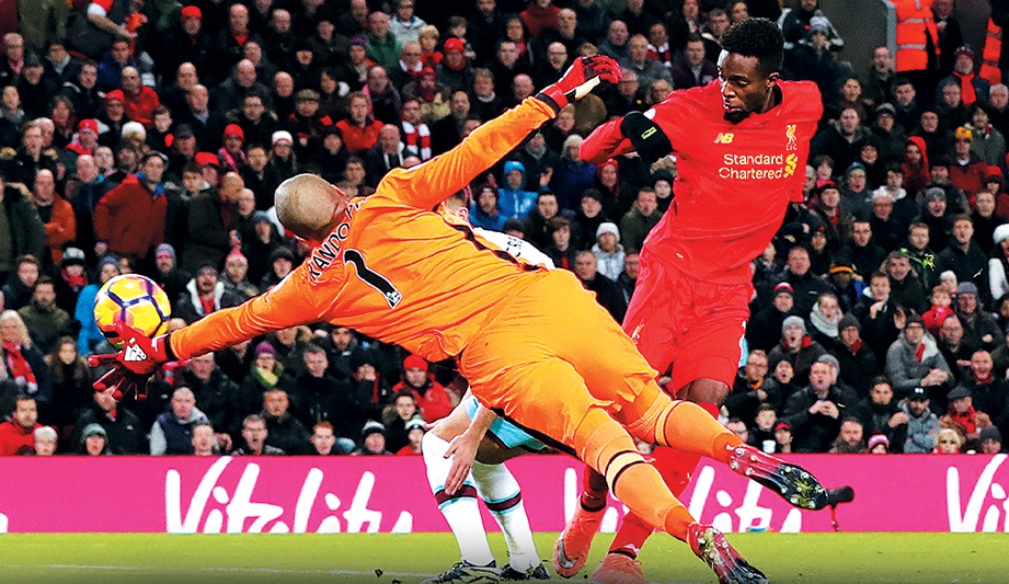 ORIGI (kanan) jaring gol penyamaan Liverpool.