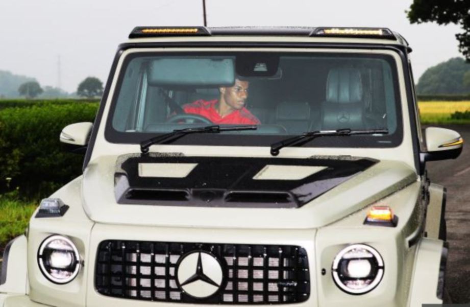 RASHFORD hadir ke sesi latihan United di Carrington dengan menaiki Mercedes-Benz G-Wagon. FOTO Agensi