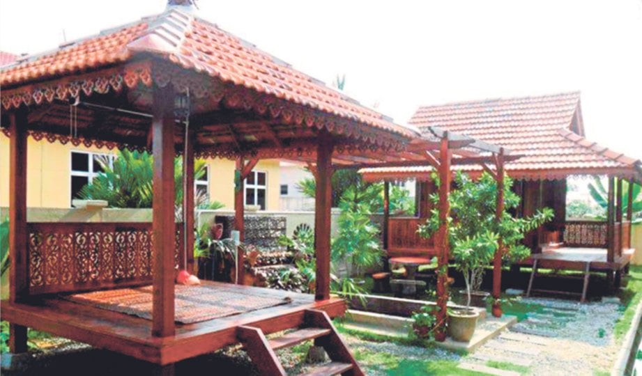 Deko Laman Rumah  Kampung  Inspirasi Dekorasi  Rumah 