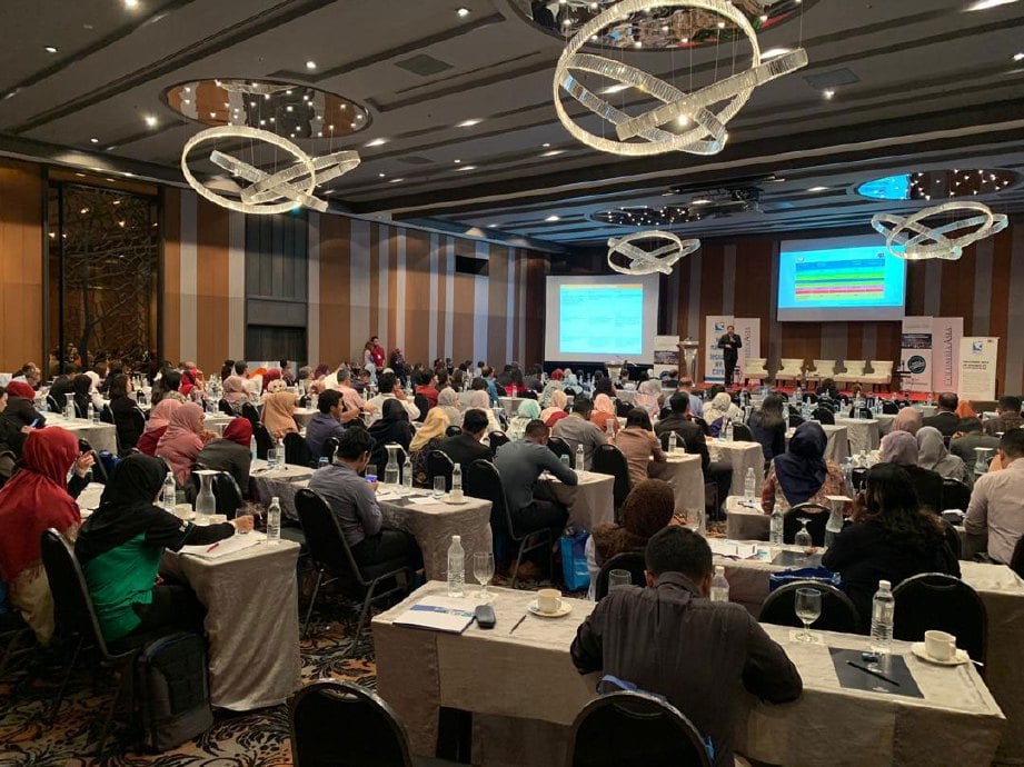 PESERTA yang menjayakan Persidangan Transformasi Kesihatan Korporat 2019.