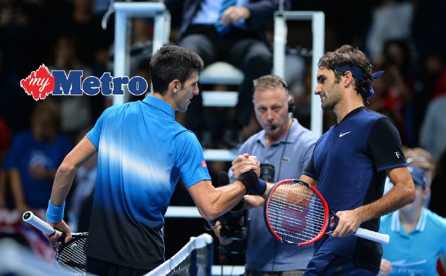 FEDERER (kanan) mungkin bakal berentap bersama Djokovic pada aksi suku akhir. FOTO/AFP