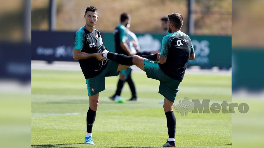 Ronaldo ketika berlatih untuk menghadapi kelayakan Euro 2020. FOTO REUTERS