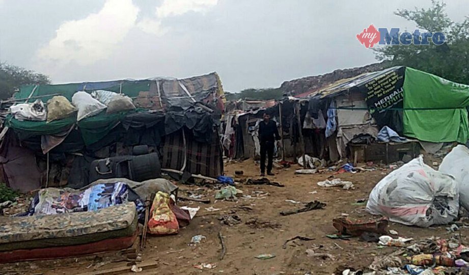 PELARIAN Rohingya tinggal dekat kawasan pelupusan sampah di Jaipur. FOTO NSTP