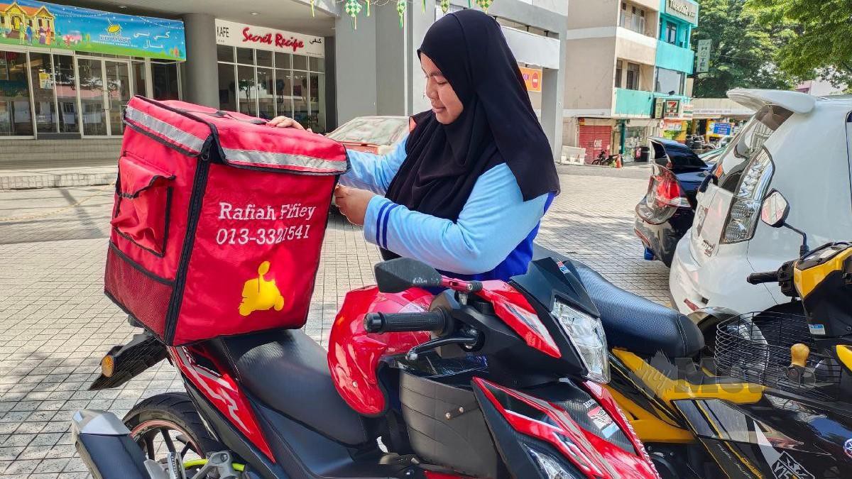 Siti Rafiah jadi ‘runner’ sejak 2018. Foto Syaherah Mustafa