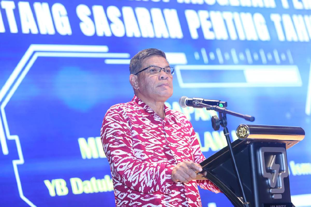 SAIFUDDIN pada Majlis Apresiasi Anugerah Penarafan Bintang Sasaran Penting (APBSP) di ibu negara. FOTO Mohamad Shahril Badri Saali.