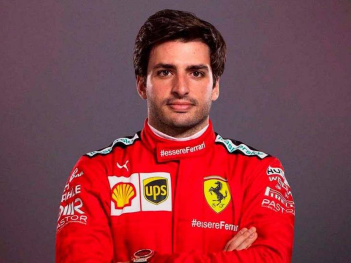 SAINZ akan bersama Ferrari pada musim ini. FOTO Agensi