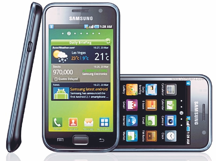SAMSUNG Galaxy S pertama dikeluarkan pada 2010. 