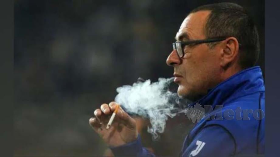 Juventus harap Sarri berhenti merokok. FOTO AFP 