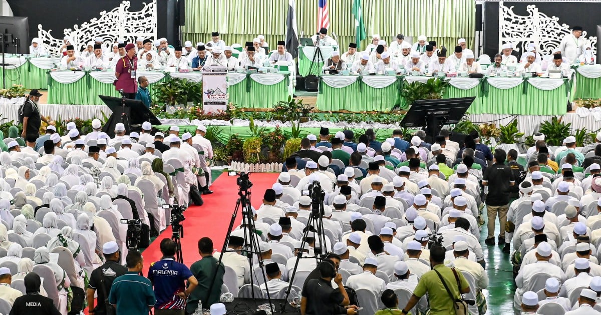 Wakil Perlis sedih pemimpin Pas salam wanita, karaoke tidak diambil tindakan