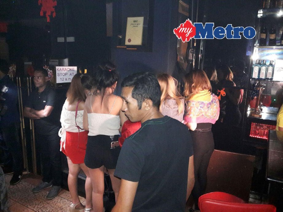 Antara kelab malam yang diserbu. FOTO Mohd Asri Saifuddin Mamat