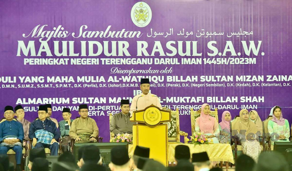SULTAN Mizan Zainal Abidin bertitah semasa menyempurnakan Sambutan Maulidur Rasul Peringkat Negeri Terengganu di Stadium Tertutup Gong Badak. FOTO Ghazali Kori