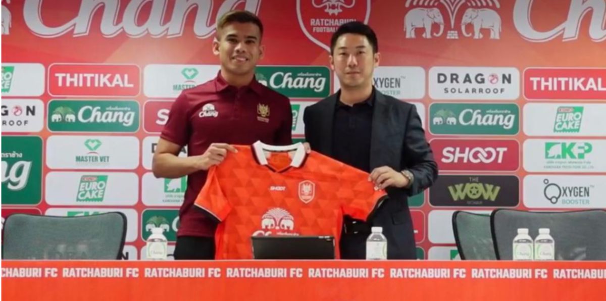 PENGENALAN secara rasmi Safawi  sebagai pemain terbaharu kelab Thailand, Ratchaburi FC hari ini.