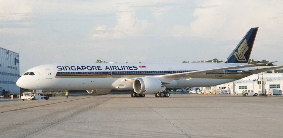 SINGAPORE Airlines menggantung operasi dua pesawat Boeing 787-10. FOTO/AGENSI