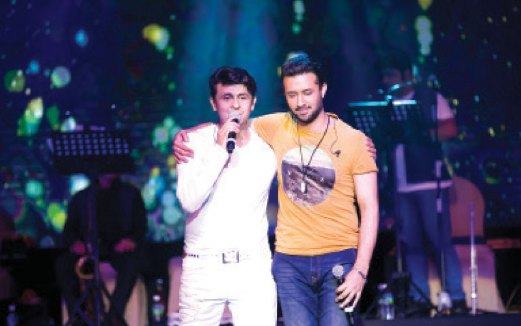 LENGGOK suara mantap dua bintang hibur peminat Bollywood menerusi konsert Shaam-e-Dostana.