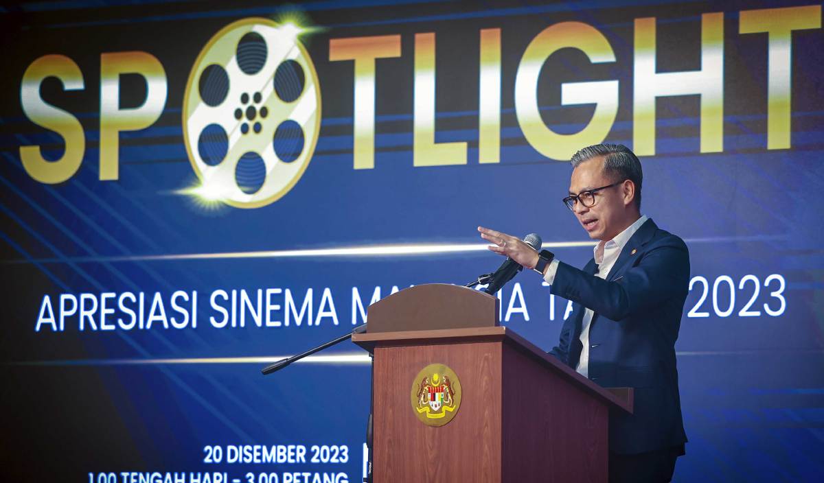FAHMI menyampaikan ucapan pada Program Spotlight: Apresiasi Sinema Malaysia 2023 anjuran Perbadanan Kemajuan Filem Nasional Malaysia (FINAS) di Kementerian Komunikasi. FOTO BERNAMA 