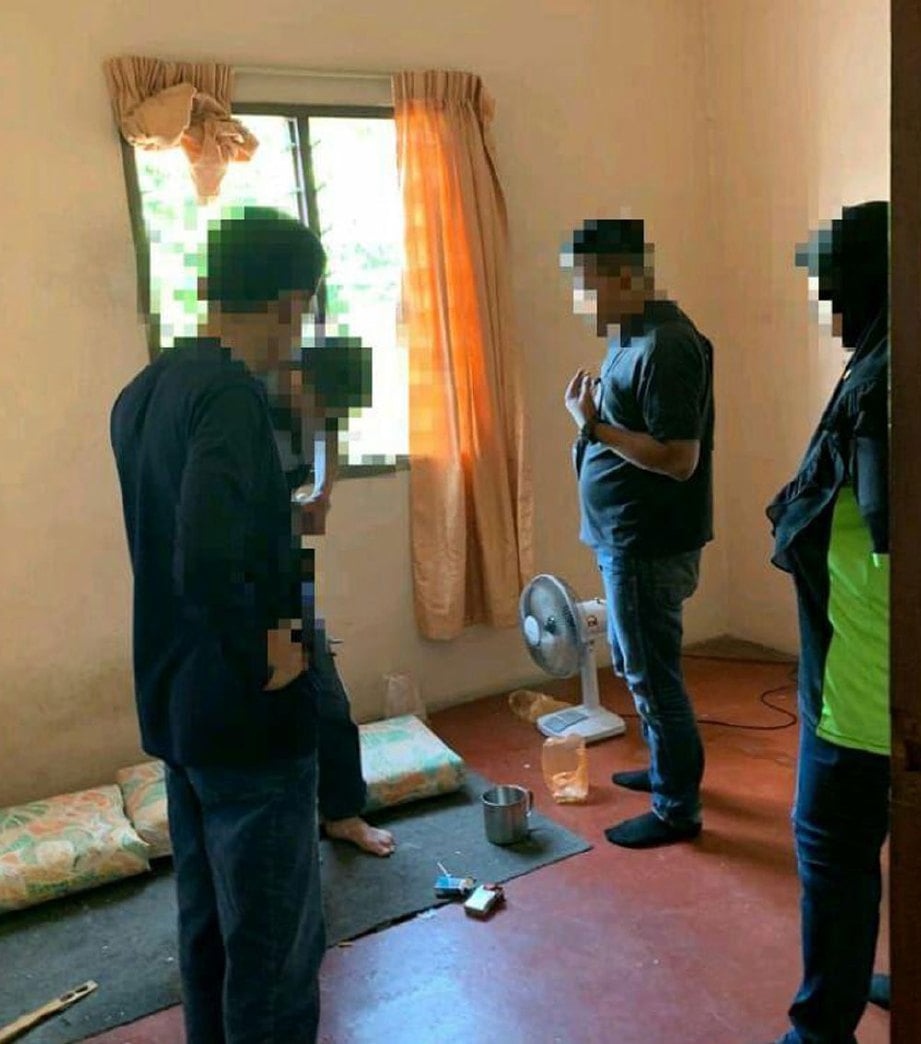 ANTARA penagih dadah yang ditahan Agensi Antidadah Kebangsaan (AADK) Daerah Kuala Muda. FOTO Ihsan AADK