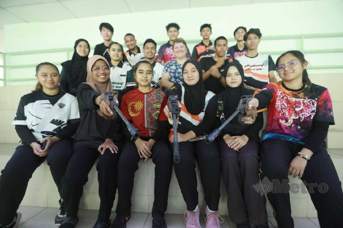 Sebahagian atlet menembak Pahang yang akan beraksi pada Sukma 2024 Sarawak. -FOTO Mohd Rafi Mamat 