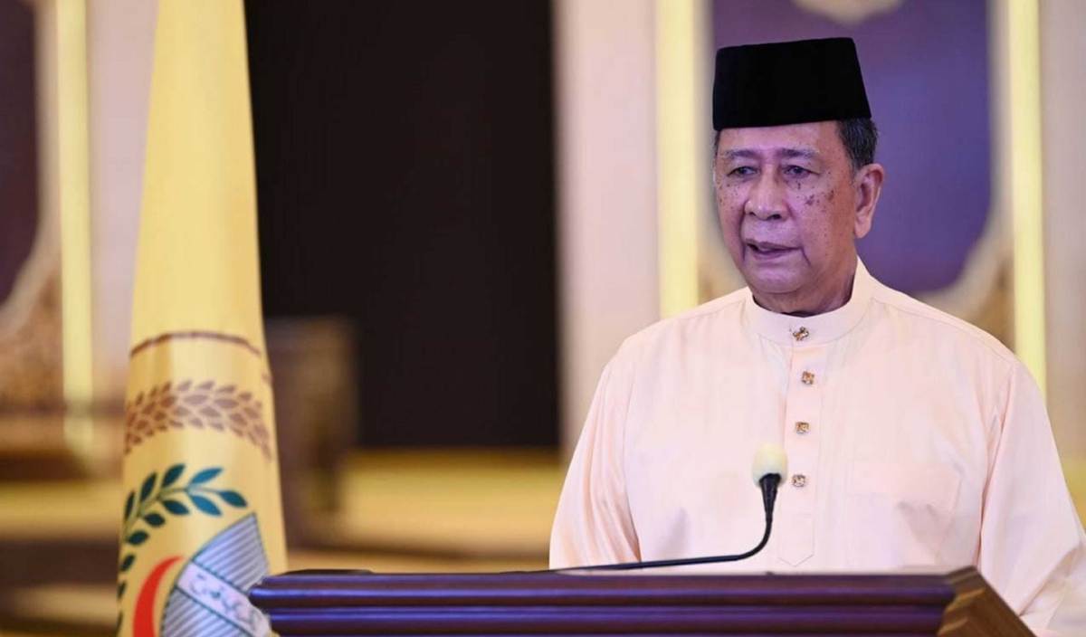 AL Aminul Karim Sultan Sallehuddin Sultan Badlishah, bertitah ketika merasmikan Mesyuarat Pertama, Penggal Keempat, Dewan Undangan Negeri (DUN) Kedah Ke-14. FOTO Ihsan Istana Anak Bukit