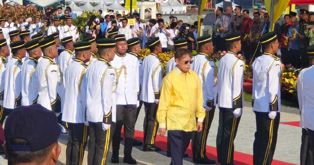 Upacara menaikkan bendera Ibu Pertiwi jadi tarikan pelancongan