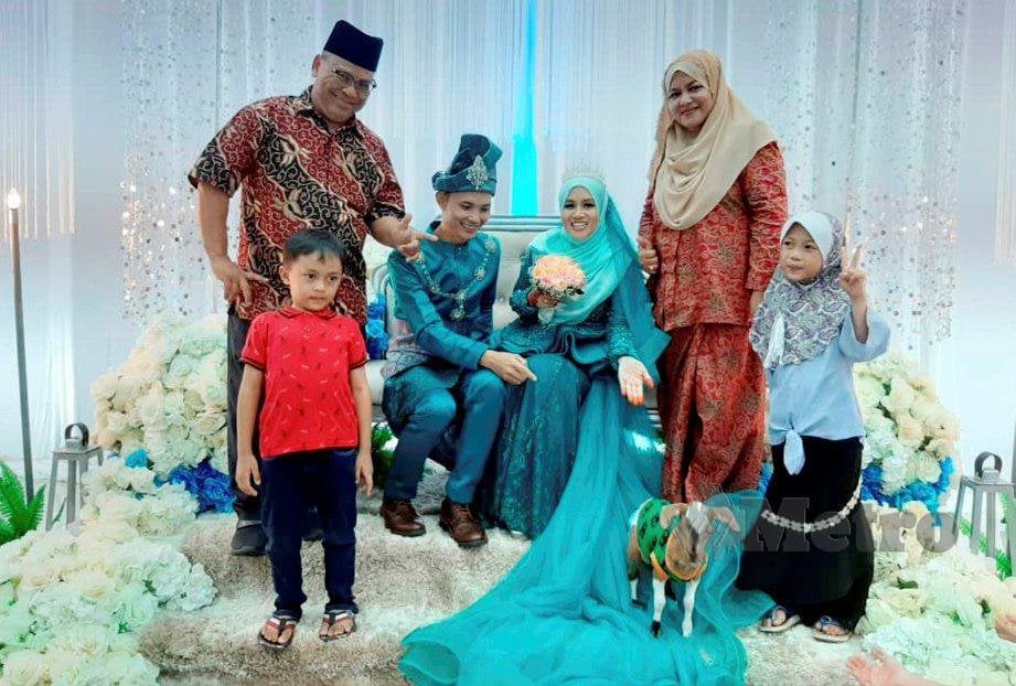 GELAGAT Syakban dibawa menghadiri majlis kenduri kahwin. FOTO Ahmad Ismail