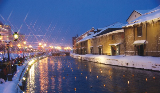 SUASANA mempesonakan ketika musim sejuk di Otaru Canal.