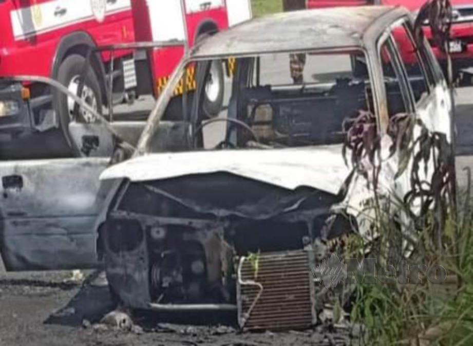 KERETA Perodua Kancil milik pelajar terbakar akibat ‘power bank’ yang ditinggalkan di dalam kereta di Taman Bersatu. FOTO IHSAN PEMBACA