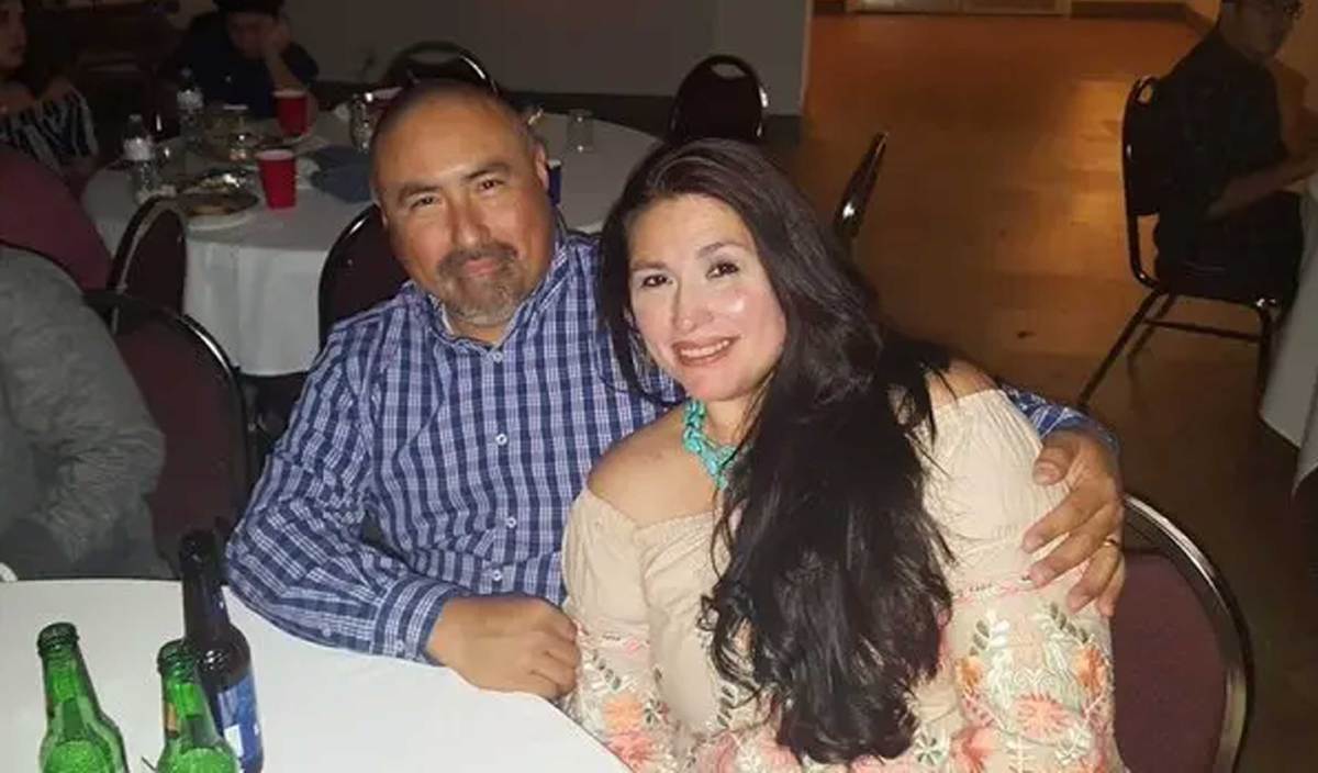JOE Garcia bersama isterinya Irma Garcia.