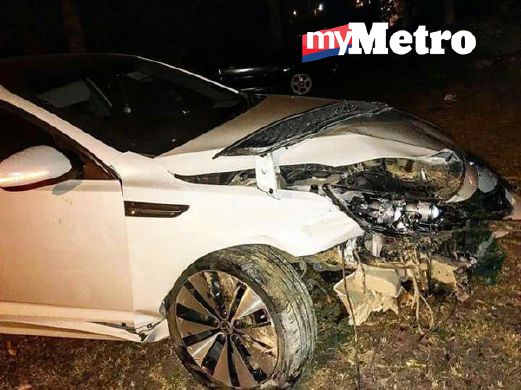 Kereta milik Yatt yang terbabit dalam kemalangan petang semalam.