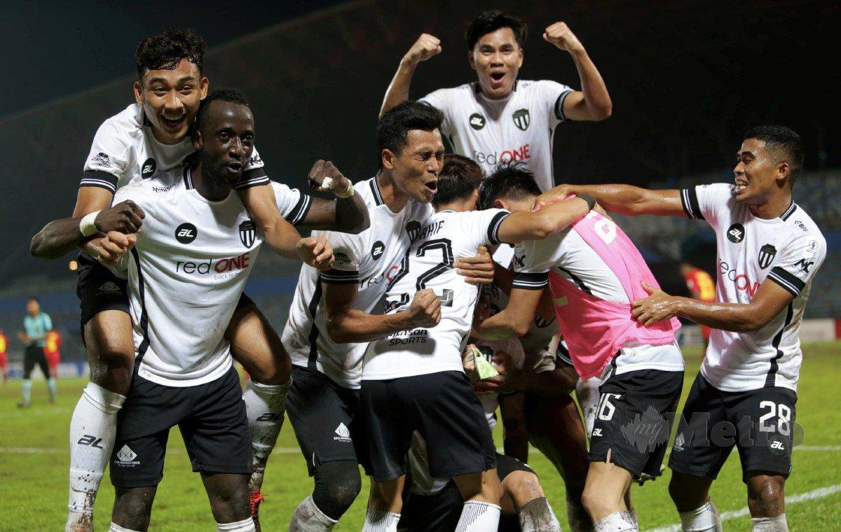 Pemain Terengganu FC meraikan bersama rakan sepasukannya ketika saingan Liga Super. FOTO File NSTP