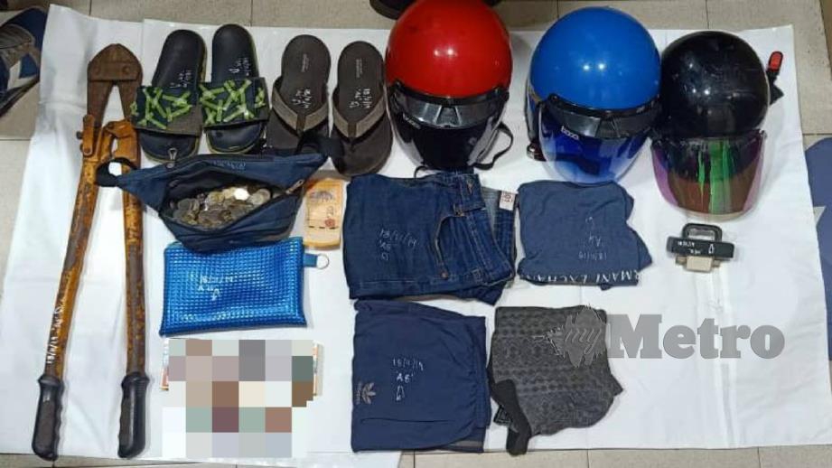 Antara barangan yang dirampas selepas polis menahan tiga individu yang dipercayai terbabit dalam kejadian pecah masuk dan mencuri kedai runcit diTaman Sri Serdang, Kepala Batas. Foto Ihsan PDRM 