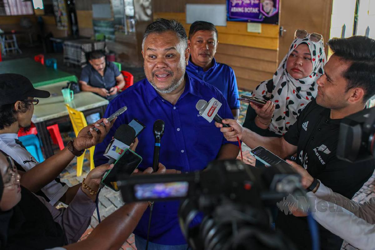 ROZABIL ketika ditemui media di Stesen Bas Arau. FOTO Luqman Hakim Zubir